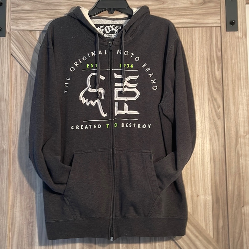 Fox men’s zip up hoodie grey XL slim fit.